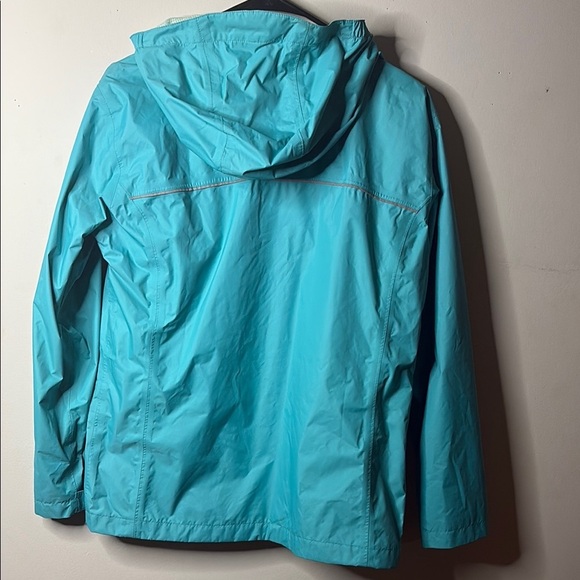Columbia Women's Aqua Ski Jacket - Picture 11 of 12